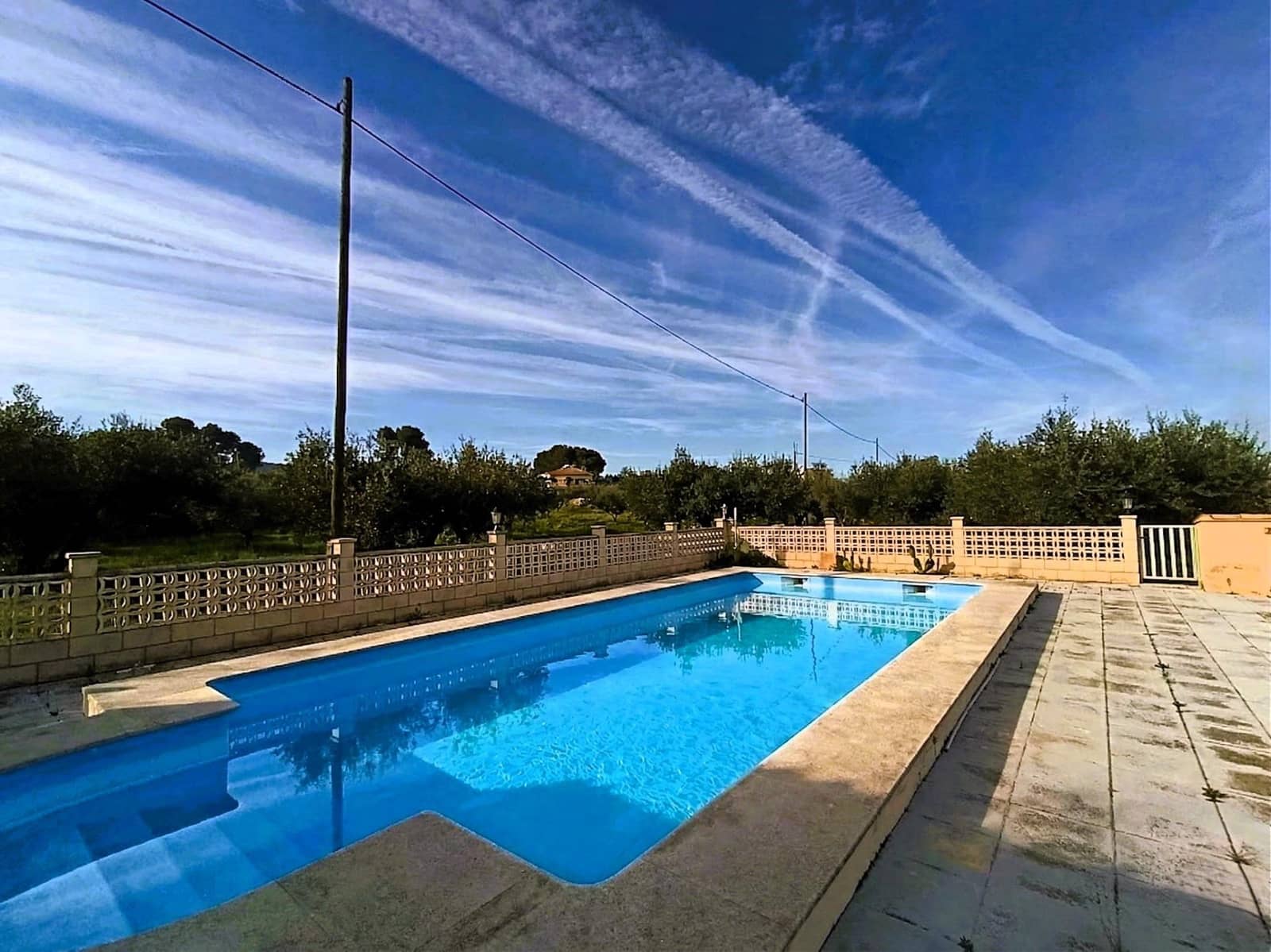 5 bedroom Villa for sale in Ontinyent with pool garage - € 295,000 (Ref: 9846656)