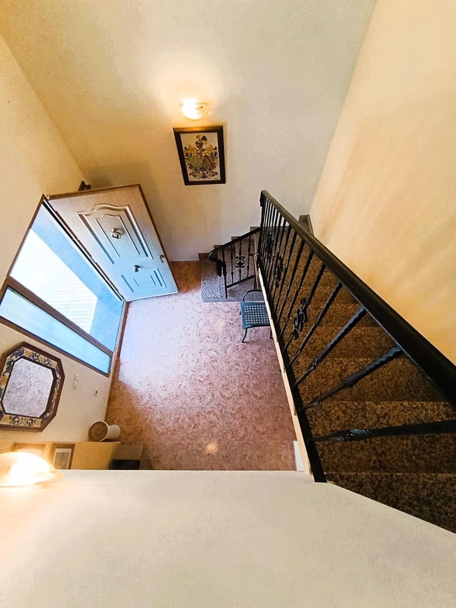 5 bedroom Villa for sale in Ontinyent with pool garage - € 295,000 (Ref: 9846656)