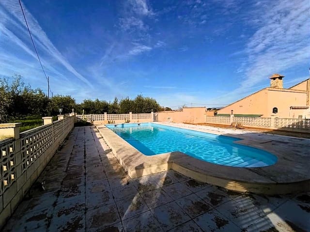 5 soveværelse Villa til salg i Ontinyent med swimmingpool garage - € 295.000 (Ref: 9846656)