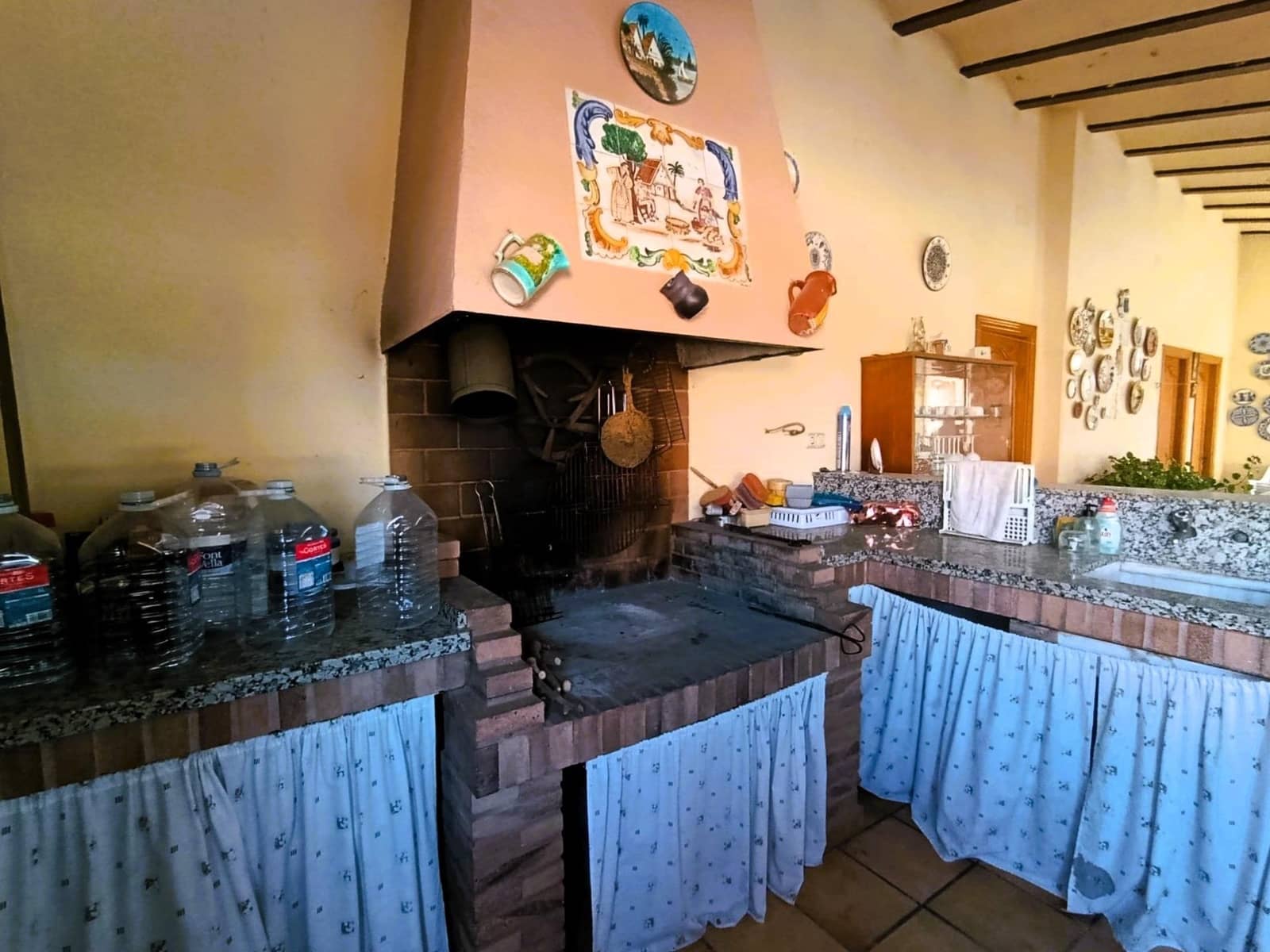 5 bedroom Villa for sale in Ontinyent with pool garage - € 295,000 (Ref: 9846656)