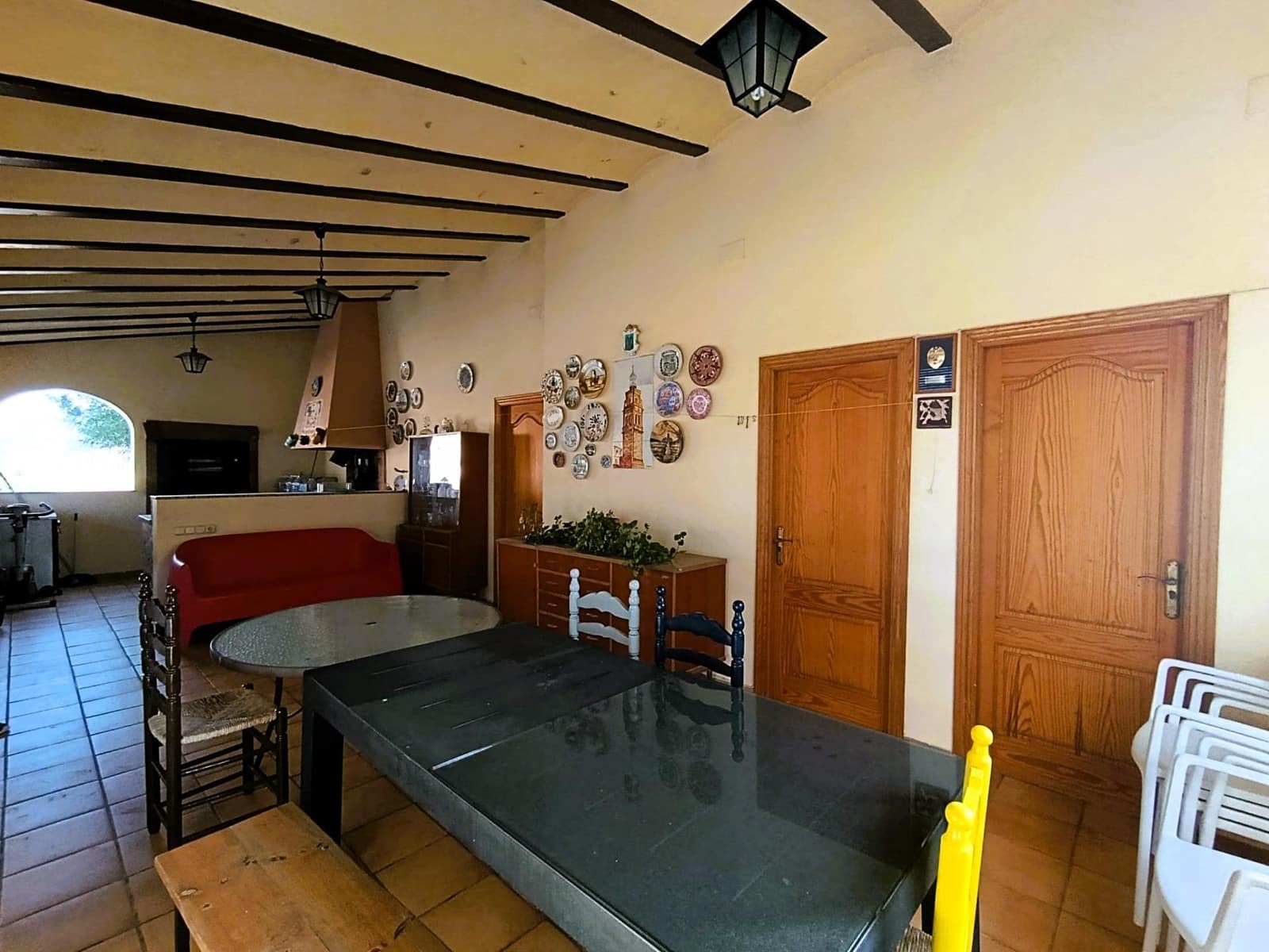 5 bedroom Villa for sale in Ontinyent with pool garage - € 295,000 (Ref: 9846656)