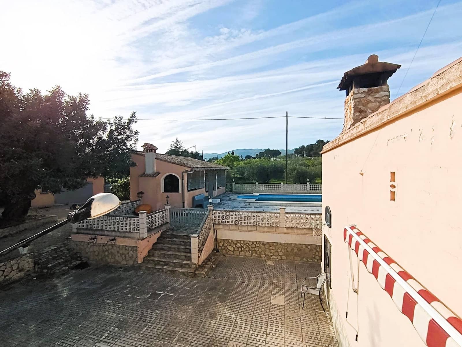 5 bedroom Villa for sale in Ontinyent with pool garage - € 295,000 (Ref: 9846656)