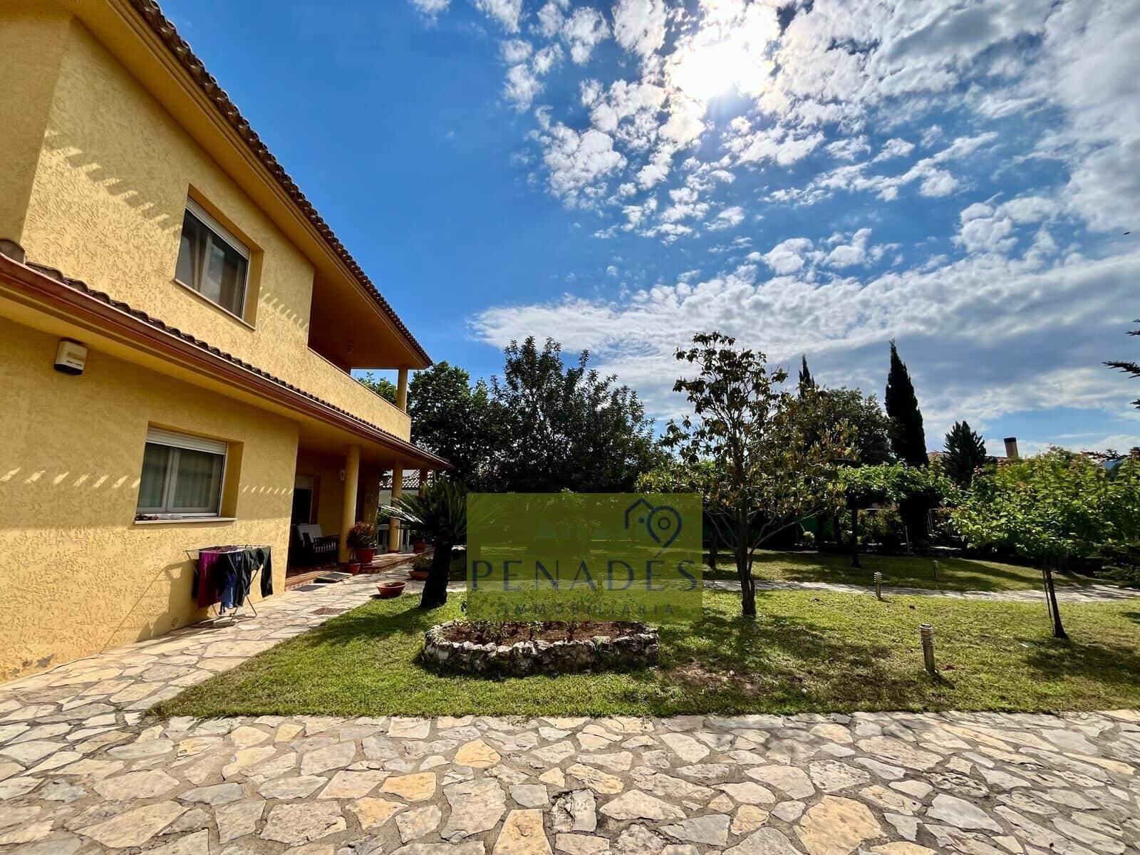 5 soveværelse Villa til salg i Ontinyent - € 510.000 (Ref: 9851969)
