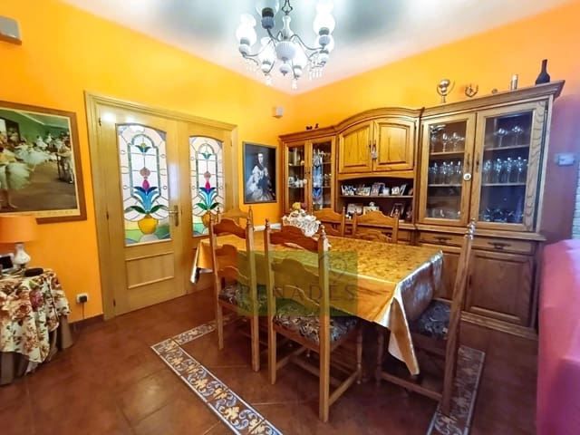 5 Zimmer Villa zu verkaufen in Ontinyent mit Pool - 395.000 € (Ref: 9940387)