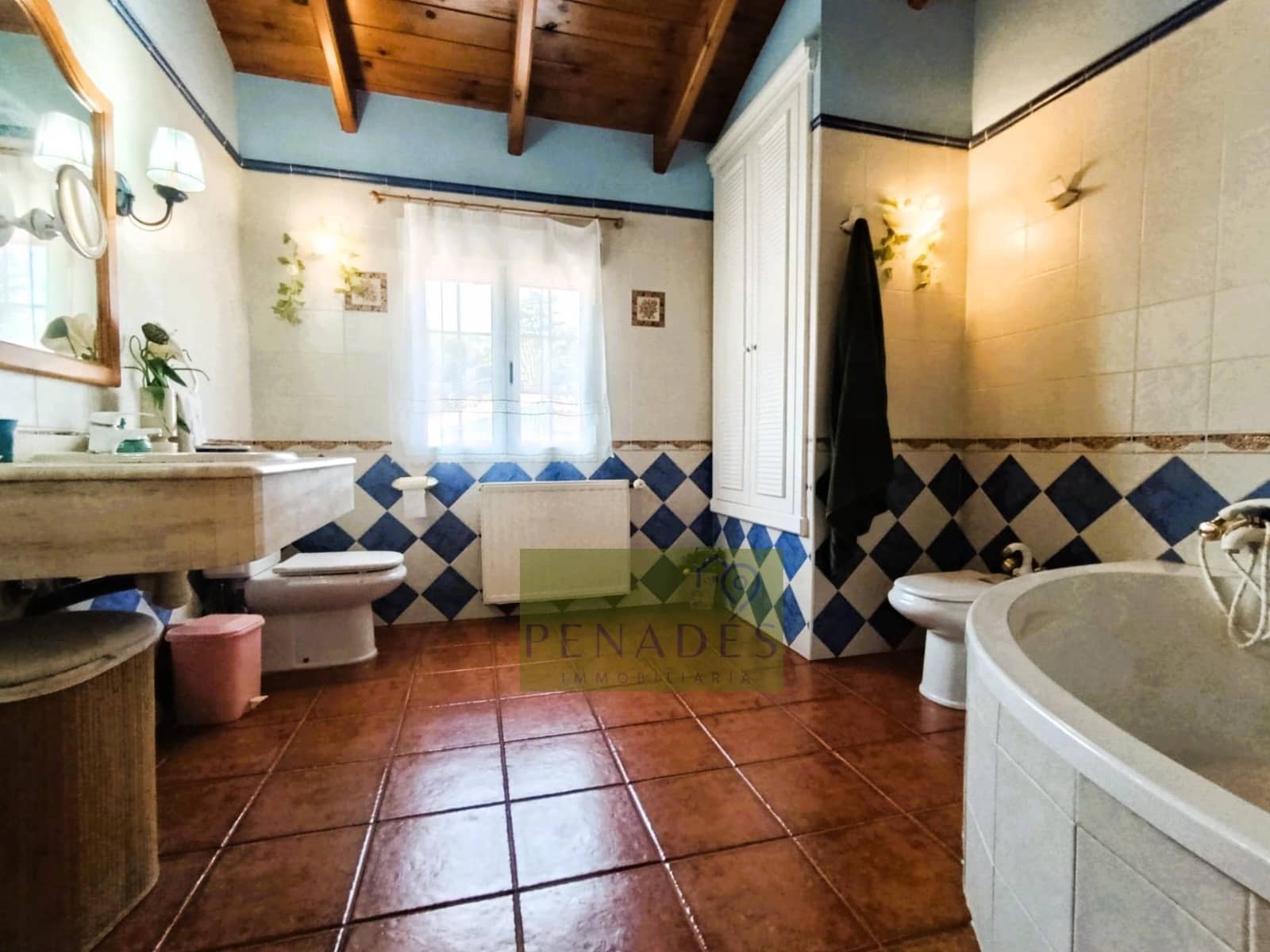 5 Zimmer Villa zu verkaufen in Ontinyent mit Pool - 395.000 € (Ref: 9940387)