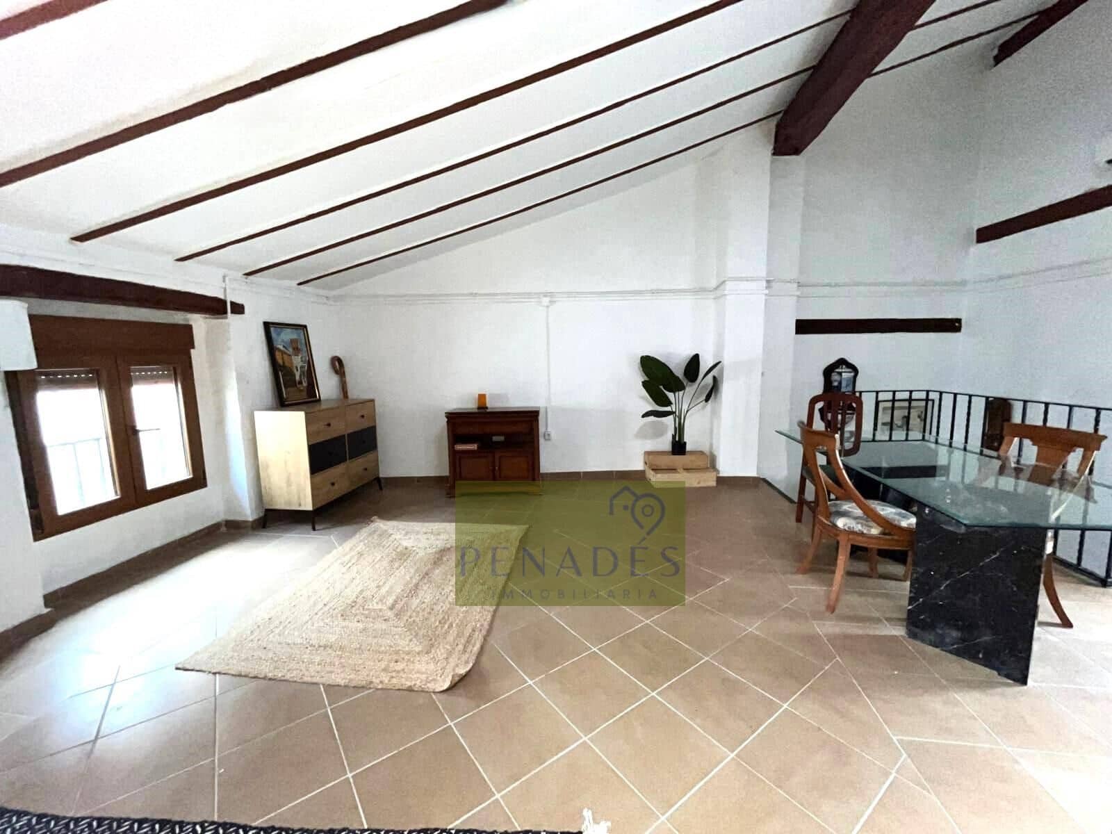 4 quarto Casa em Banda para venda em Ontinyent - 218 000 € (Ref: 9966809)