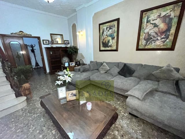 4 quarto Casa em Banda para venda em Ontinyent - 218 000 € (Ref: 9966809)