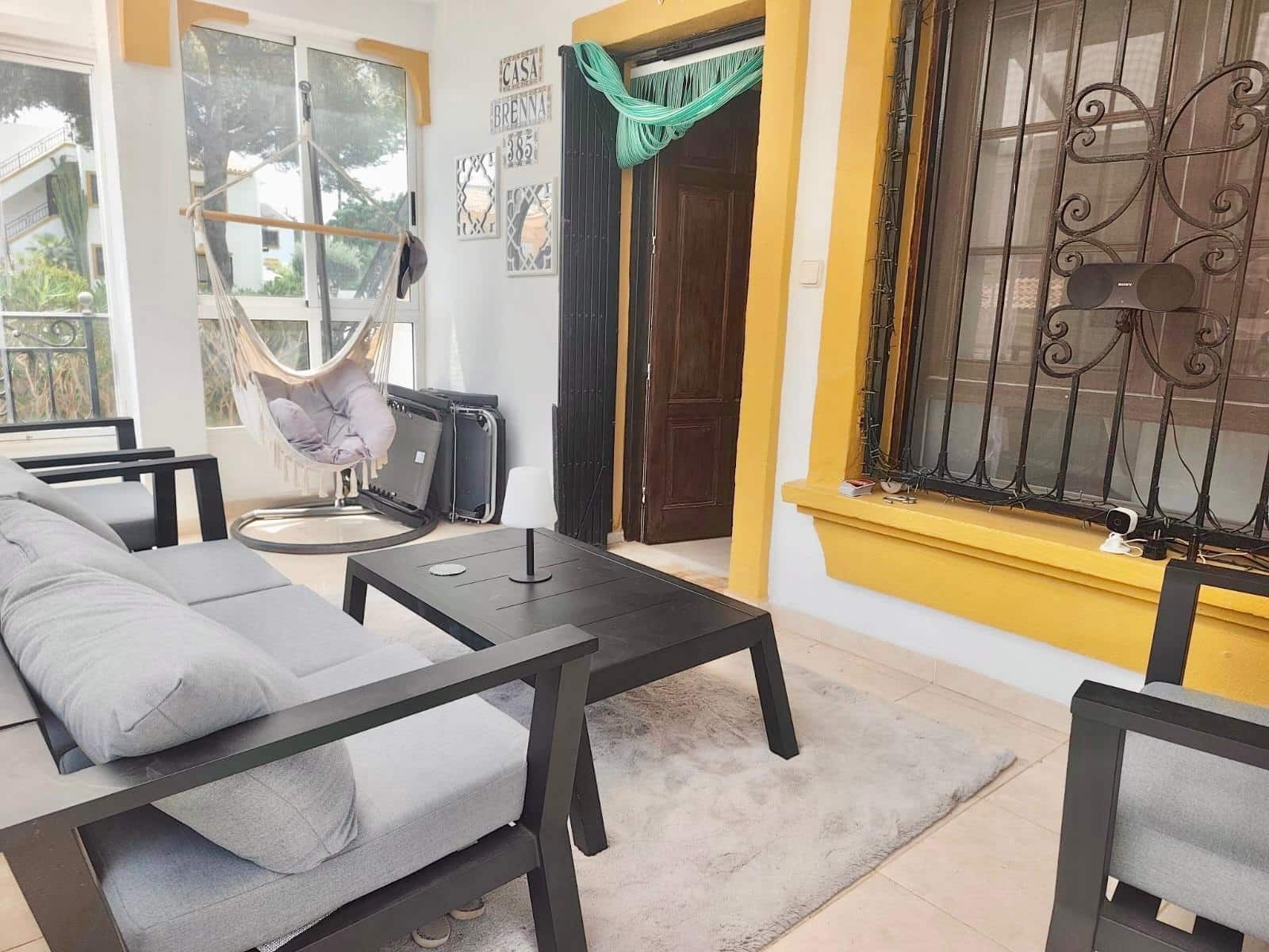 2 Zimmer Bungalow zu verkaufen in Villamartin mit Pool - 189.000 € (Ref: 10004493)