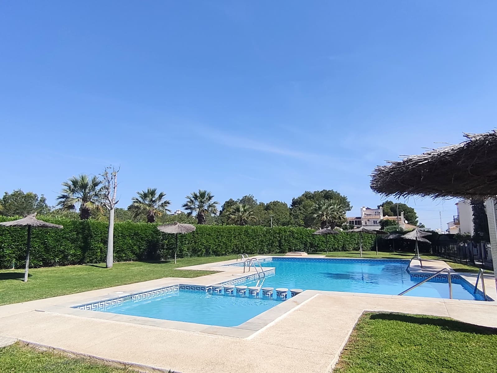 2 soverom Rekkehus til salgs i Villamartin - € 249 000 (Ref: 10004538)