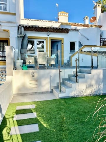 3 slaapkamer Villa te koop in Villamartin, Orihuela met zwembad - € 275.000 (Ref: 10043579)