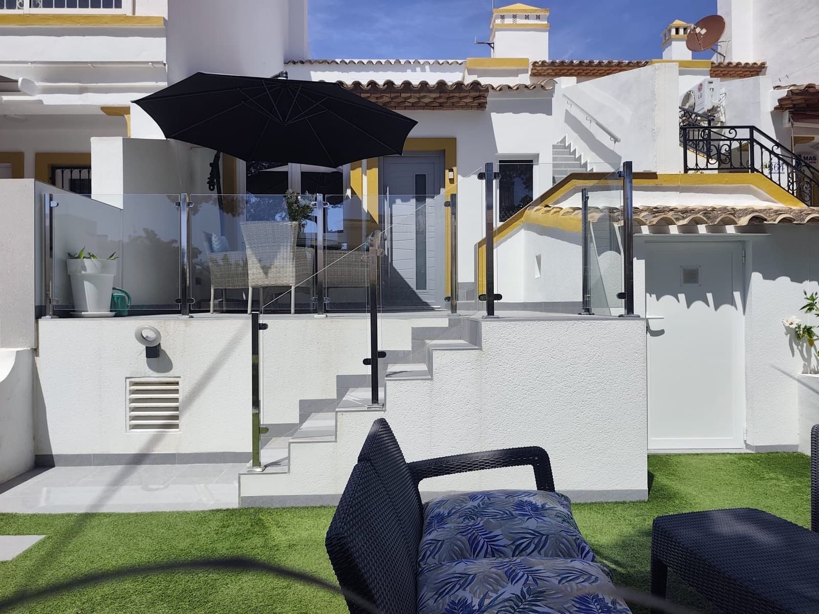 3 camera da letto Villa in vendita in Villamartin con piscina - 275.000 € (Rif: 10043579)