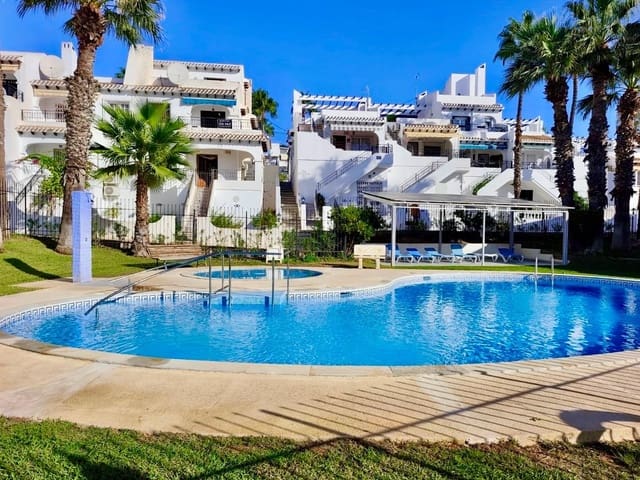 2 makuuhuone Omakotitalo myytävänä paikassa Villamartin, Orihuela mukana uima-altaan - 199 999 € (Ref: 10071025)