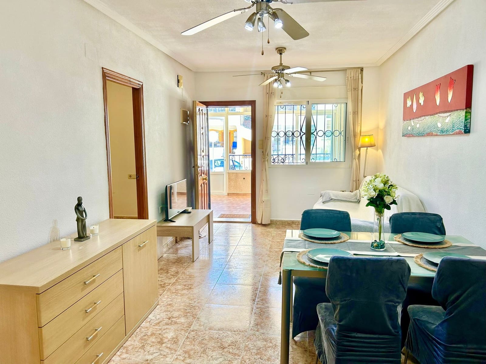 2 sovrum Lägenhet till salu i Torrevieja med pool - 149 000 € (Ref: 10073229)