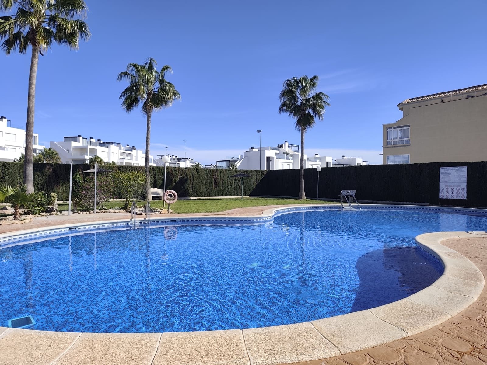 2 sovrum Lägenhet till salu i Torrevieja med pool - 149 000 € (Ref: 10073229)