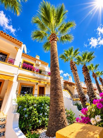 2 Zimmer Reihenhaus zu verkaufen in Villamartin, Orihuela mit Pool - 249.000 € (Ref: 10103496)