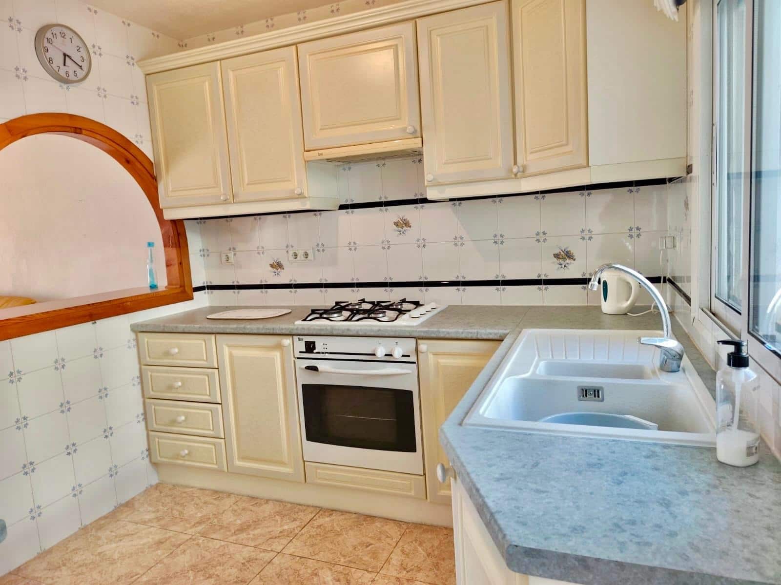 2 Zimmer Reihenhaus zu verkaufen in Villamartin mit Pool - 199.999 € (Ref: 10120398)