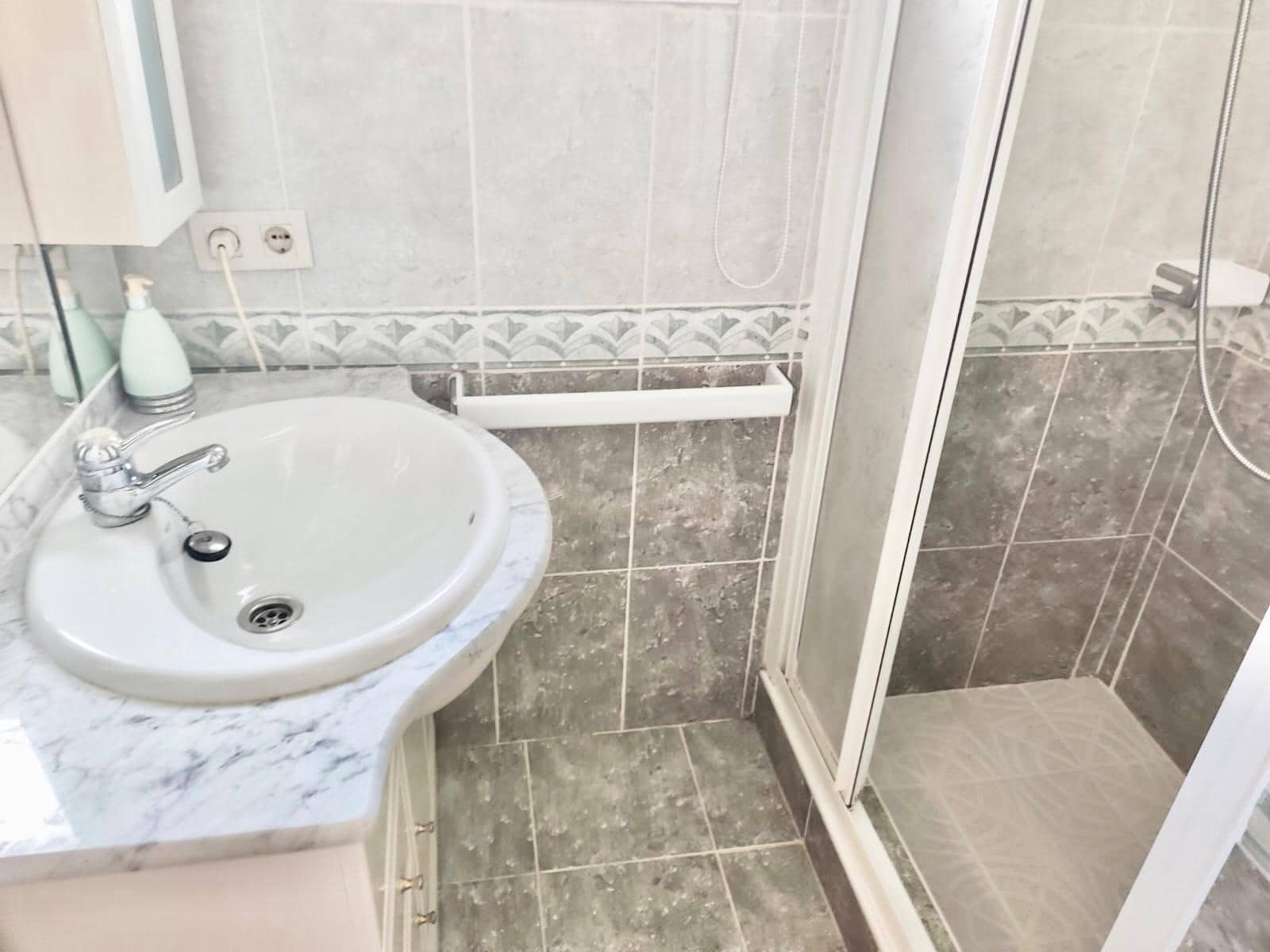 2 Zimmer Reihenhaus zu verkaufen in Villamartin mit Pool - 199.999 € (Ref: 10120398)