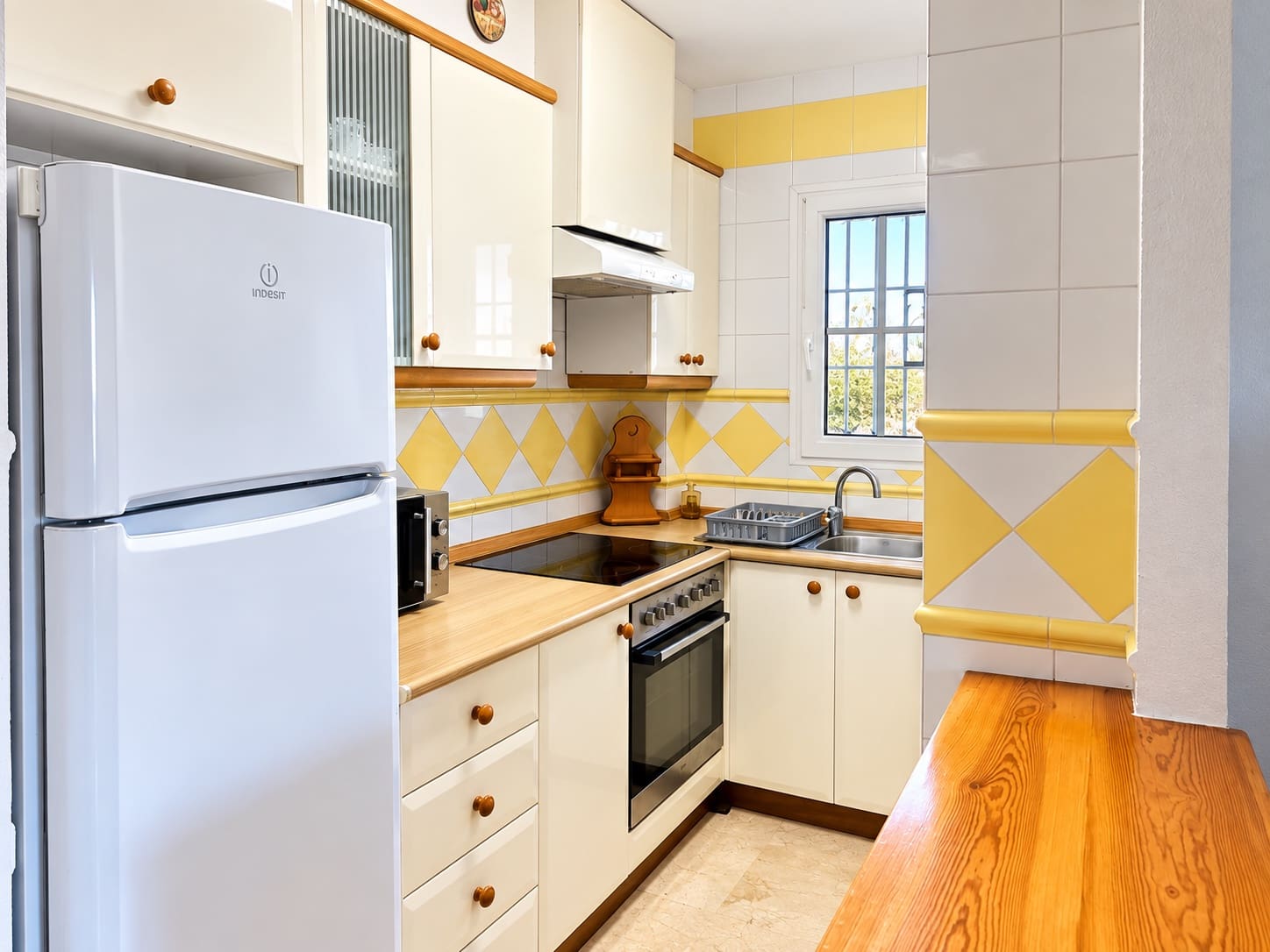 2 soveværelse Bungalow til salg i Villamartin med swimmingpool - € 178.000 (Ref: 10133616)