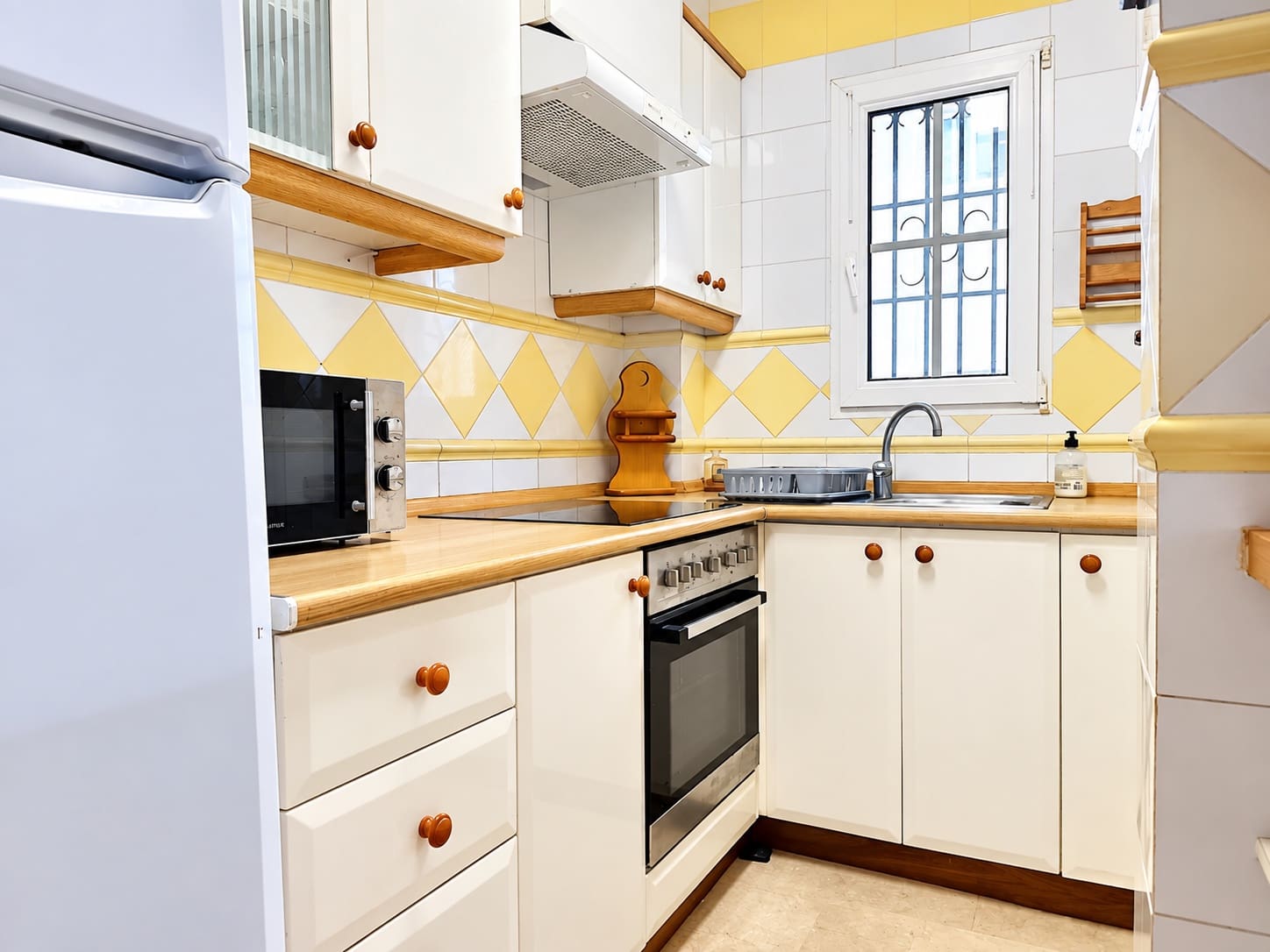 2 soveværelse Bungalow til salg i Villamartin med swimmingpool - € 178.000 (Ref: 10133616)