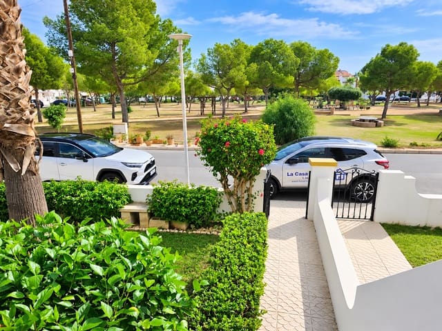 2 bedroom Bungalow for sale in Villamartin, Orihuela with pool - € 178,000 (Ref: 10133616)