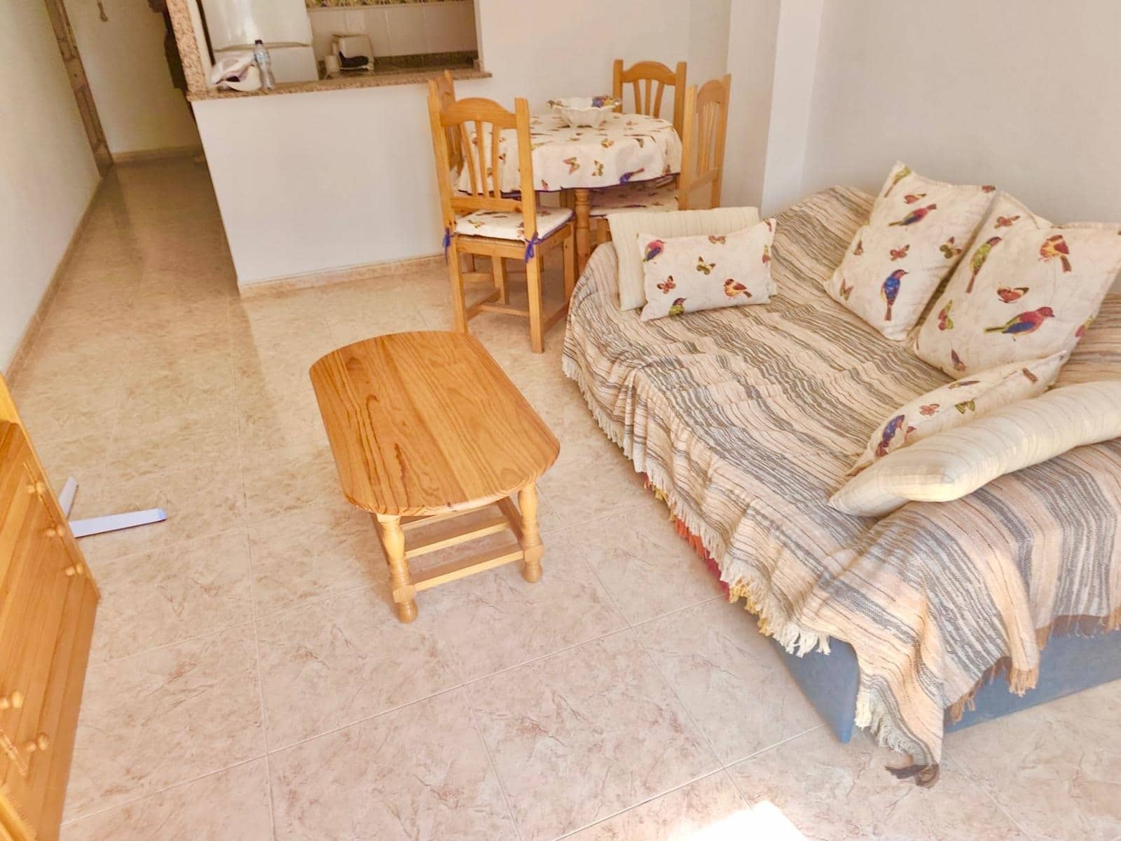 2 bedroom Apartment for sale in Torrevieja with pool - € 124,000 (Ref: 9308977)