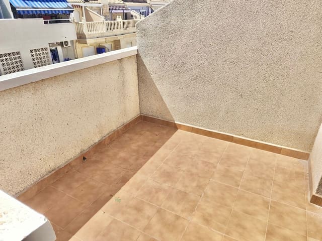 2 bedroom Apartment for sale in Torrevieja with pool - € 124,000 (Ref: 9308977)