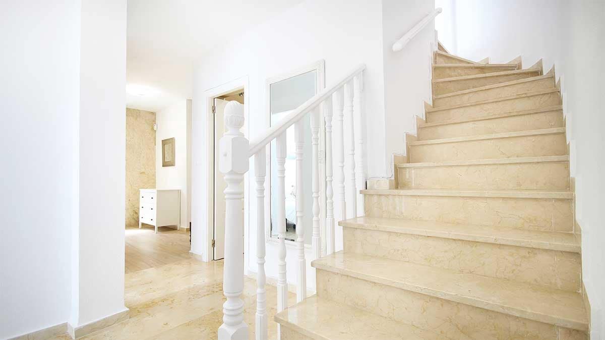 4 soveværelse Villa til salg i Orihuela Costa med swimmingpool - € 499.990 (Ref: 9349761)