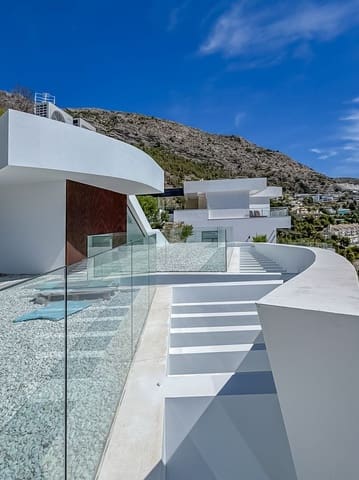 4 soverom Villa til salgs i Altea med svømmebasseng - € 2 250 000 (Ref: 9360394)