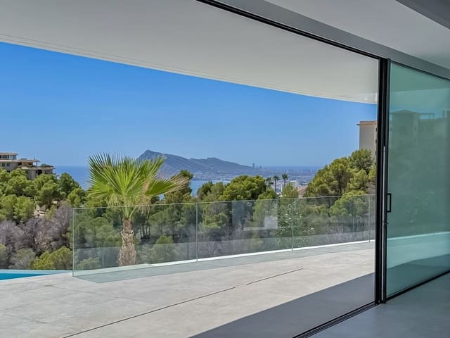 4 soverom Villa til salgs i Altea med svømmebasseng - € 2 250 000 (Ref: 9360394)