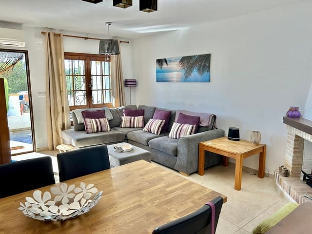 2 soveværelse Lejlighed til salg i Villamartin, Orihuela med swimmingpool - € 185.000 (Ref: 9403594)