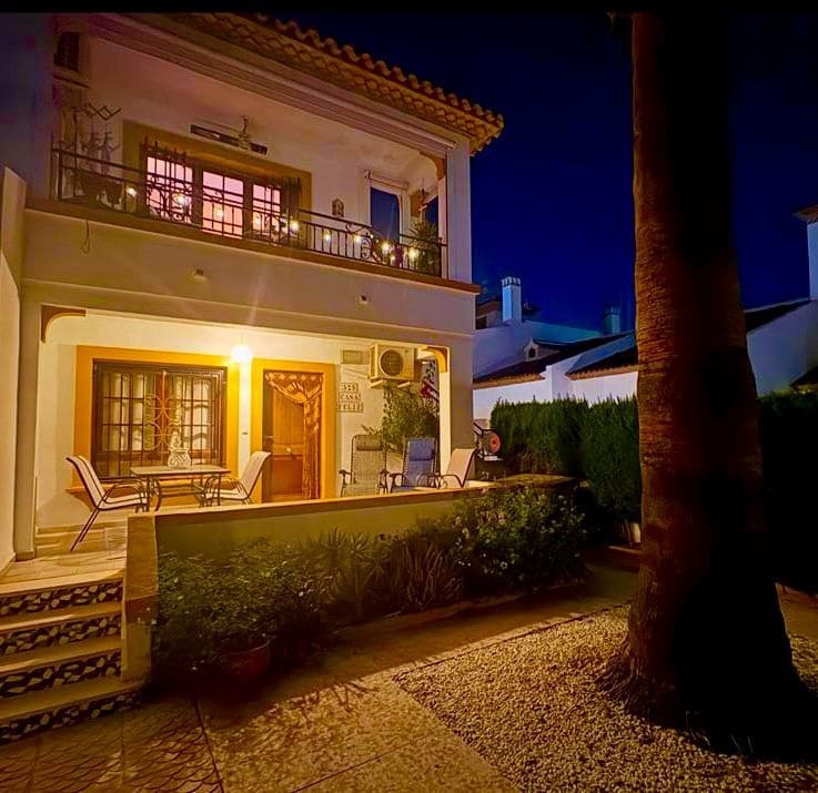 2 bedroom Apartment for sale in Villamartin with pool - € 185,000 (Ref: 9446963)