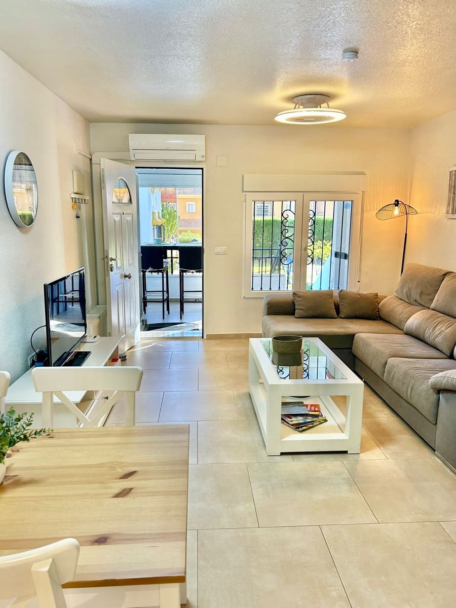 2 bedroom Apartment for sale in Villamartin with pool - € 212,000 (Ref: 9493958)