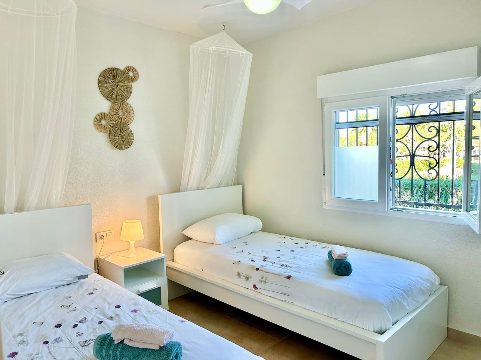 2 bedroom Apartment for sale in Villamartin with pool - € 212,000 (Ref: 9493959)