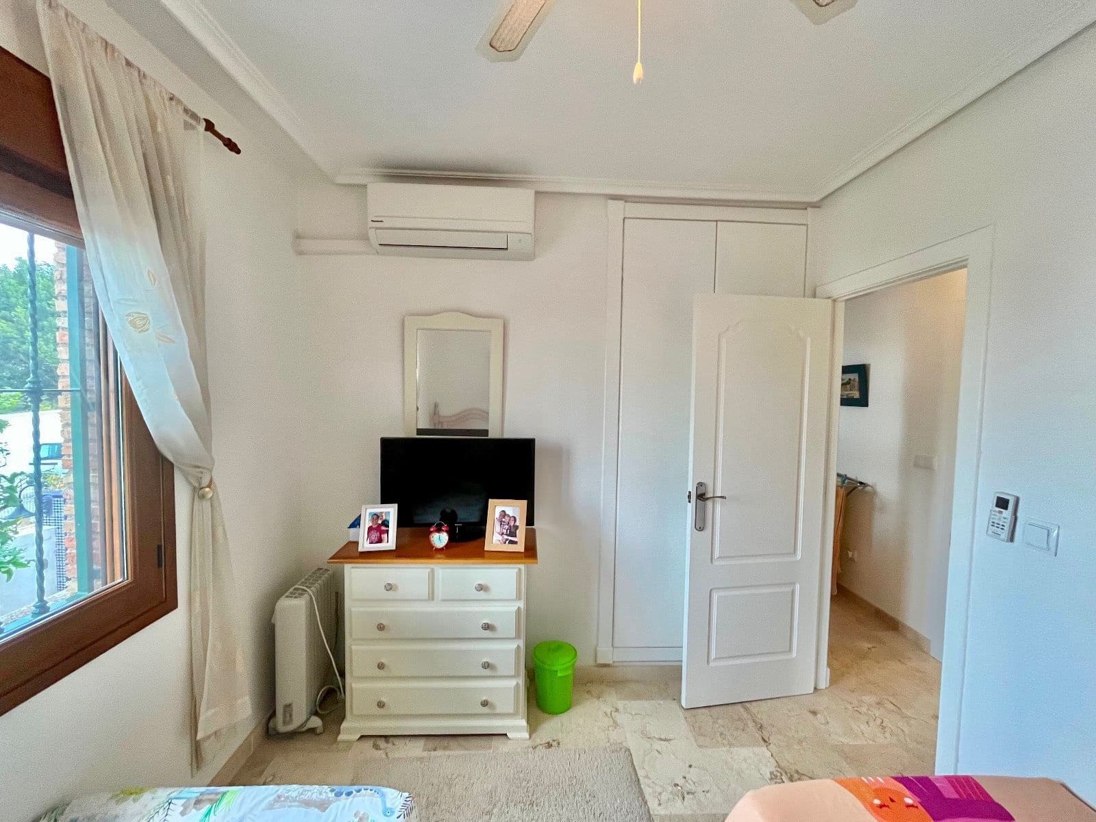 2 sypialnia Bungalow na sprzedaż w Villamartin z basenem - 199 995 € (Ref: 9529212)