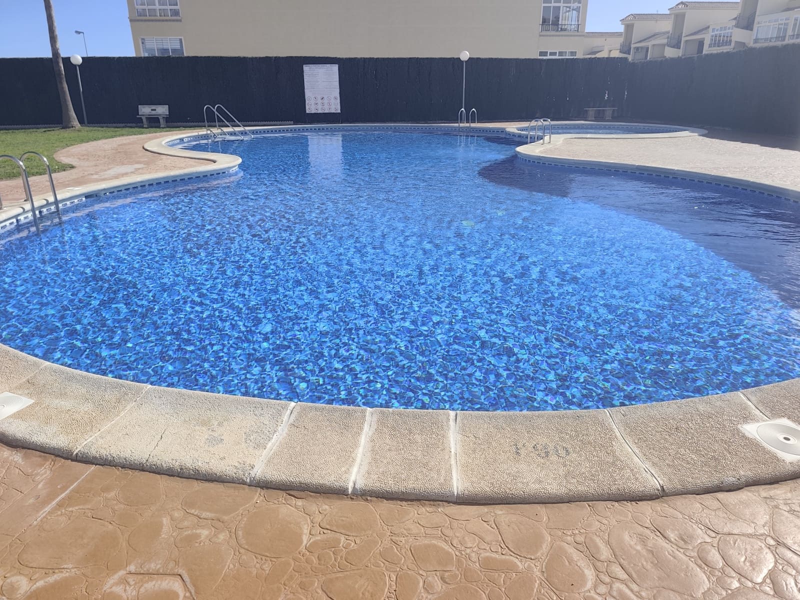 2 slaapkamer Appartement te koop in Orihuela Costa met zwembad - € 158.000 (Ref: 9588142)