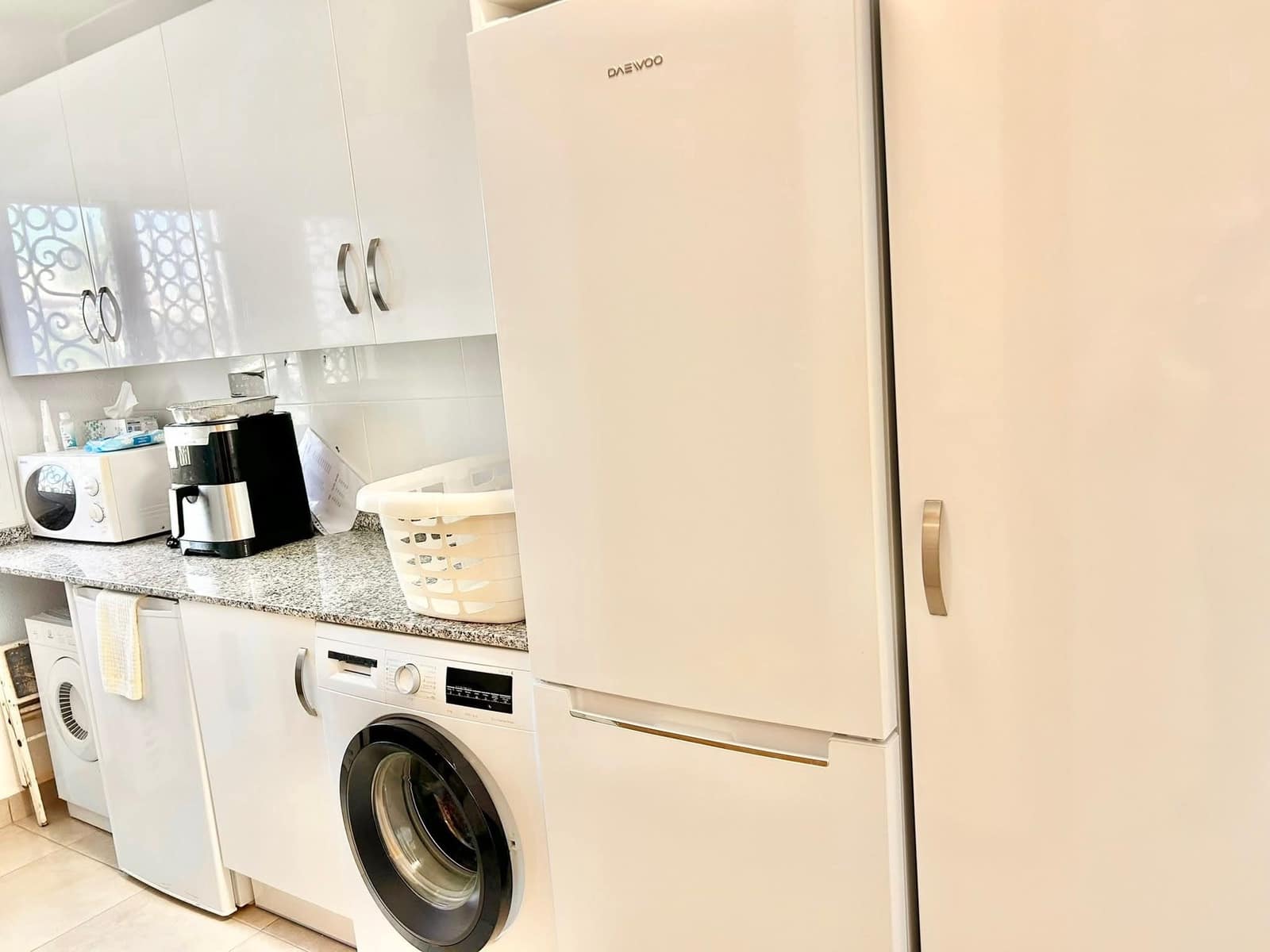 3 makuuhuone Omakotitalo myytävänä paikassa Villamartin mukana uima-altaan - 278 000 € (Ref: 9599877)