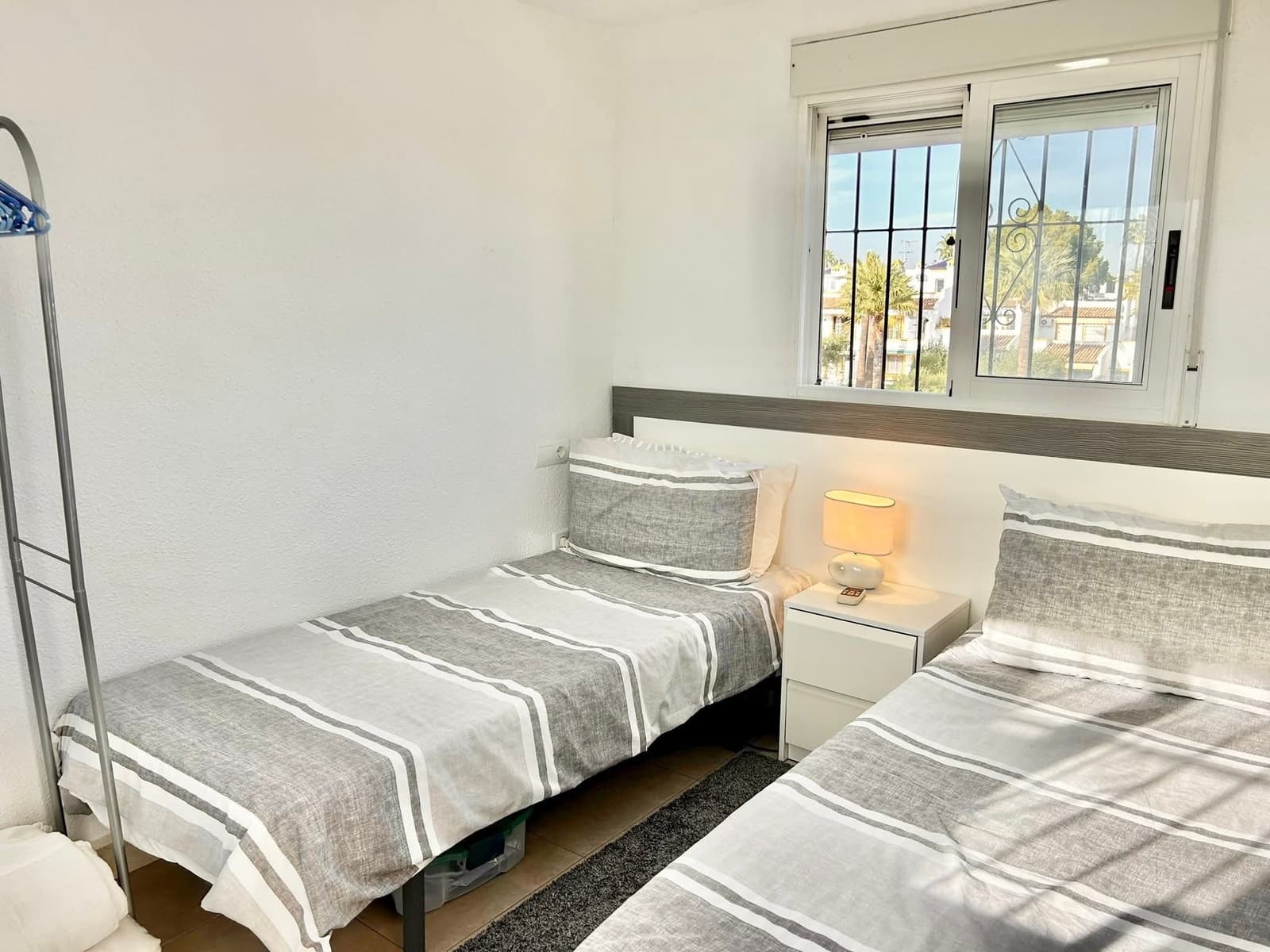 3 makuuhuone Omakotitalo myytävänä paikassa Villamartin mukana uima-altaan - 278 000 € (Ref: 9599877)