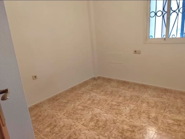 2 soverom Leilighet til salgs i Punta Prima, Torrevieja med svømmebasseng - € 158 000 (Ref: 9611953)