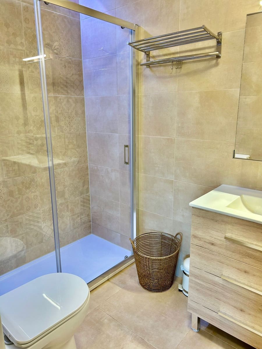 2 bedroom Apartment for sale in Villamartin with pool - € 212,000 (Ref: 9645762)