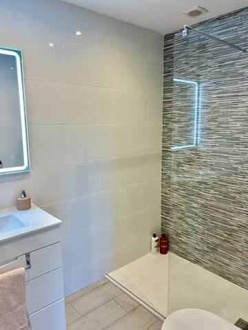 Penthouse na sprzedaż w Villamartin, Orihuela z basenem - 189 000 € (Ref: 9667139)