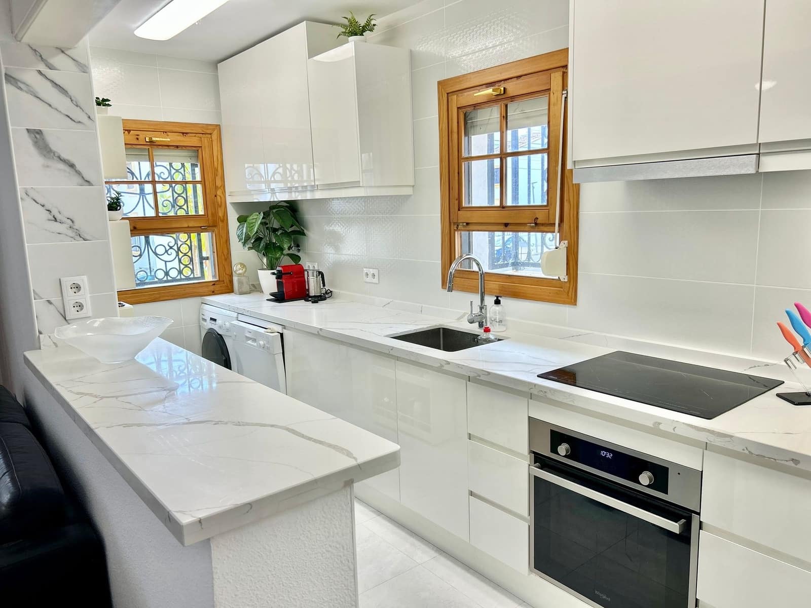 3 quarto Moradia em Banda para venda em Villamartin com piscina - 299 000 € (Ref: 9729552)