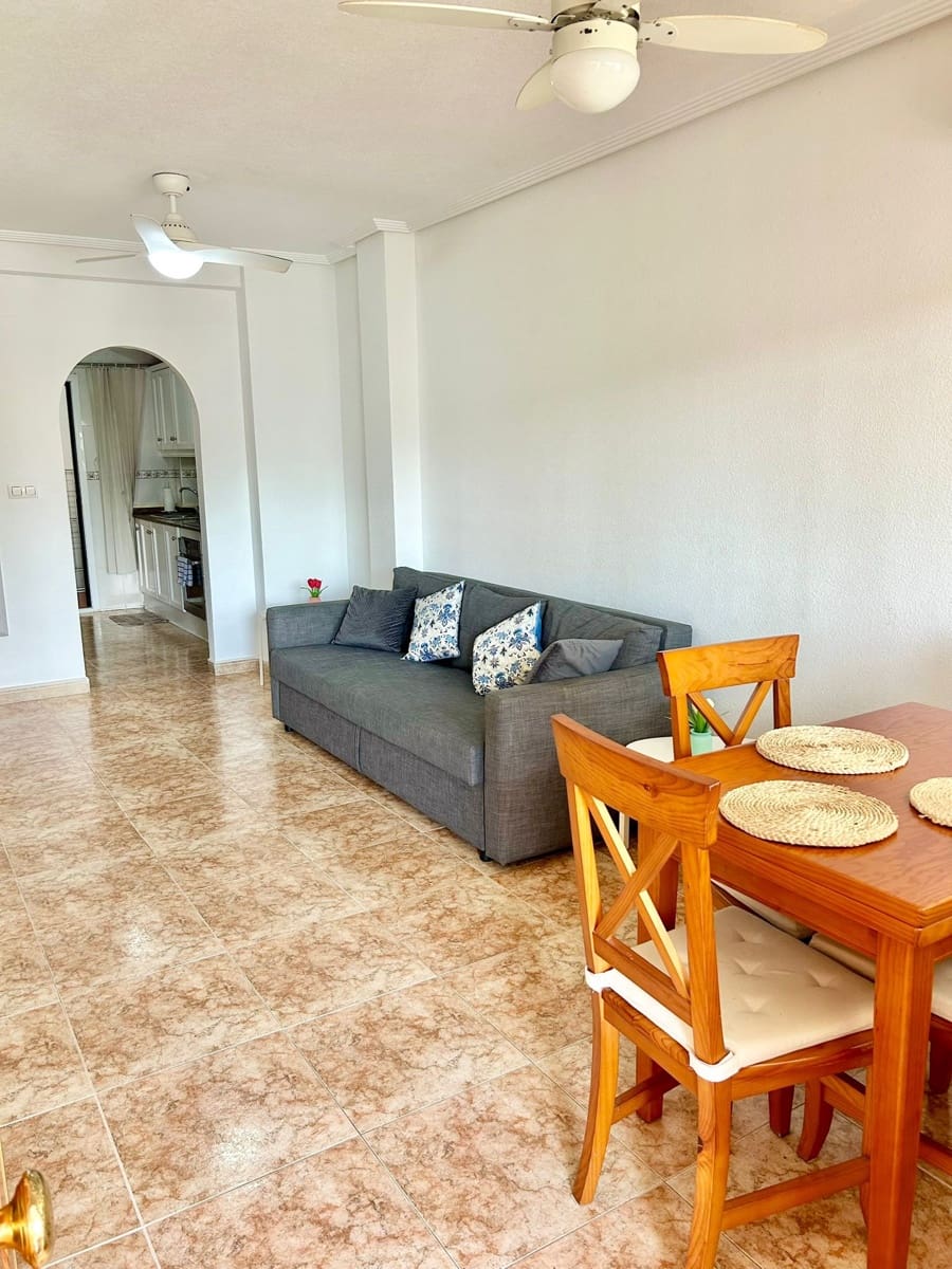 2 chambre Appartement à vendre à Torrevieja avec piscine garage - 142 000 € (Ref: 9783349)