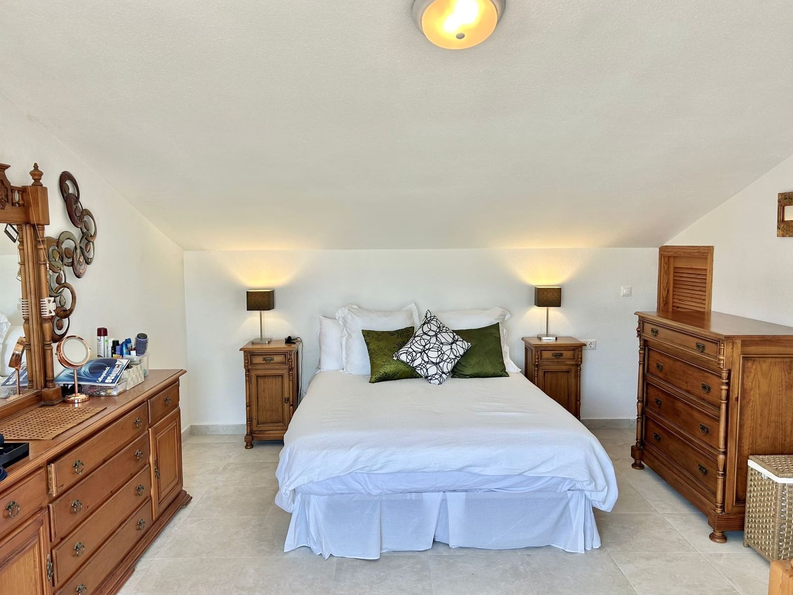 3 bedroom Villa for sale in Villamartin with pool - € 299,000 (Ref: 9788748)