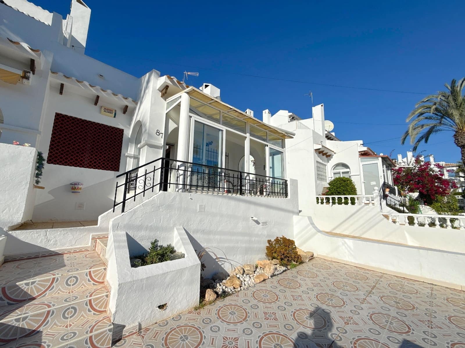 3 soverom Rekkehus til salgs i Villamartin med svømmebasseng - € 229 950 (Ref: 9837702)