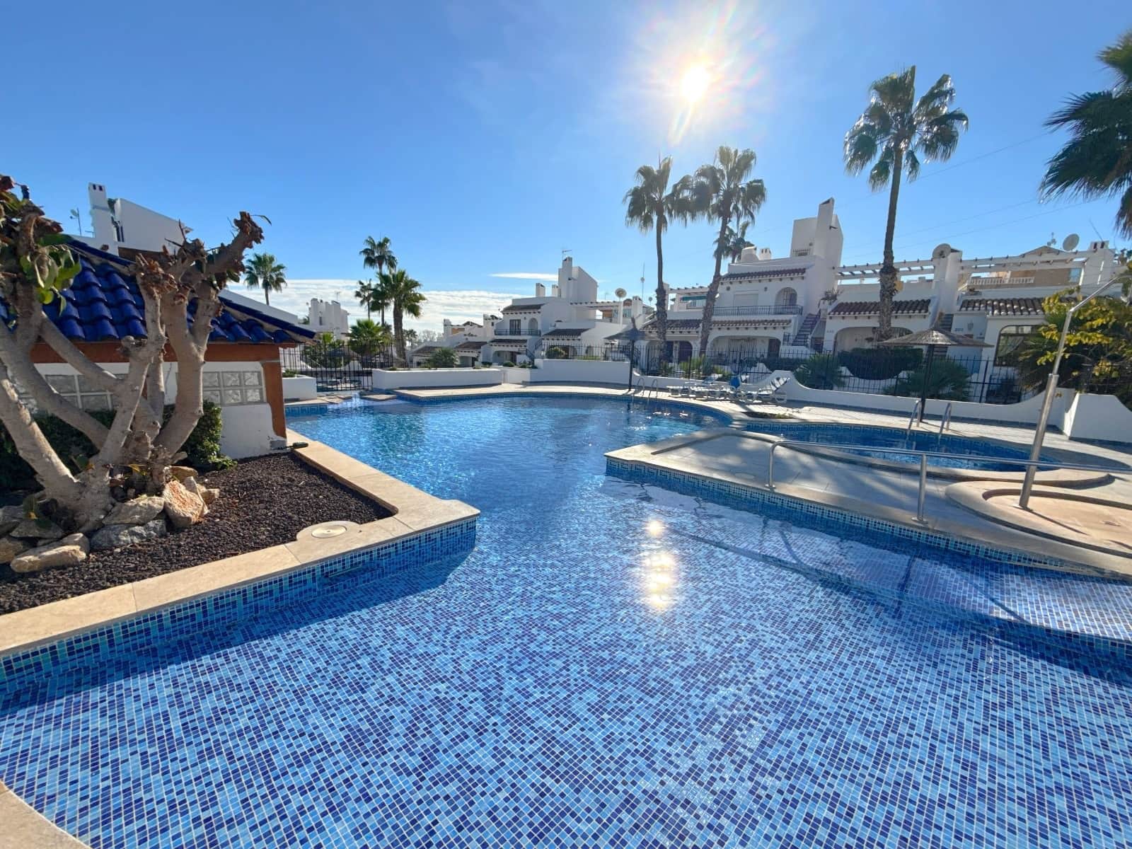 3 soverom Rekkehus til salgs i Villamartin med svømmebasseng - € 229 950 (Ref: 9837702)