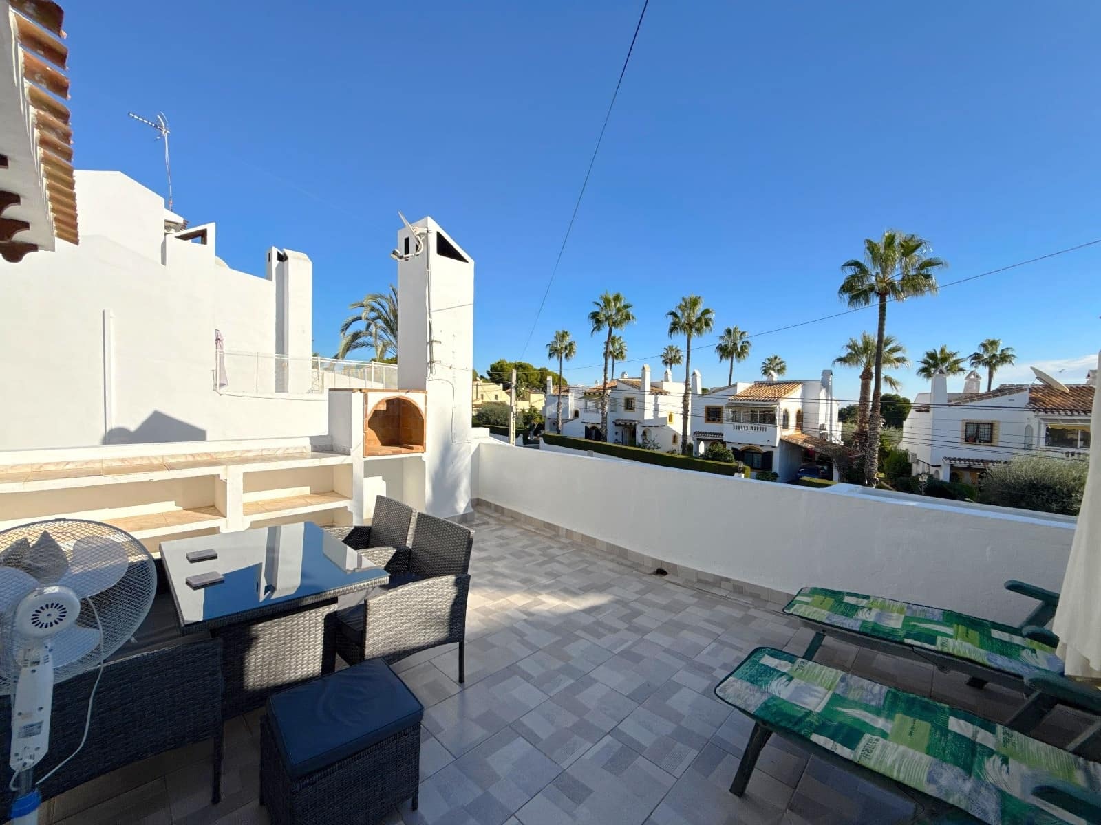3 soverom Rekkehus til salgs i Villamartin med svømmebasseng - € 229 950 (Ref: 9837702)