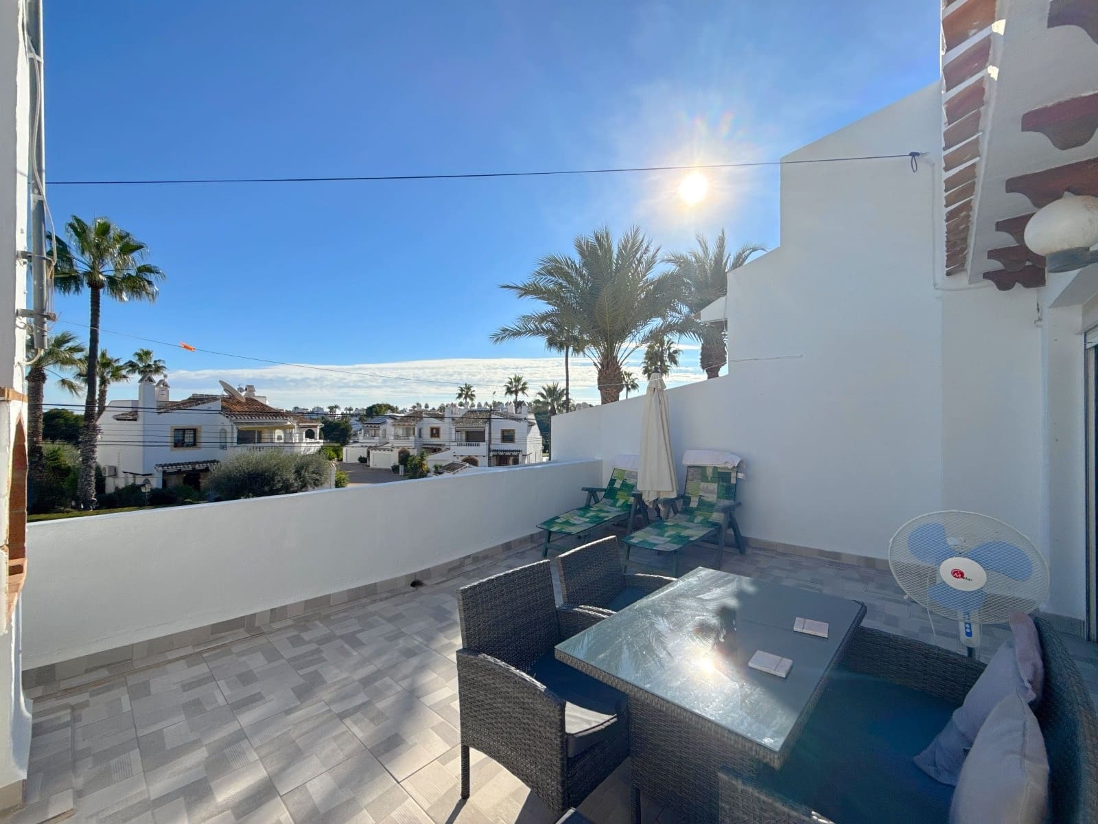 3 soverom Rekkehus til salgs i Villamartin med svømmebasseng - € 229 950 (Ref: 9837702)