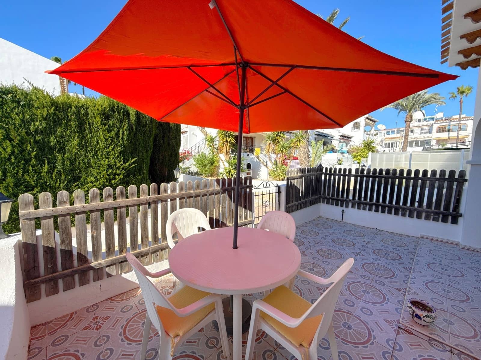 3 soverom Rekkehus til salgs i Villamartin med svømmebasseng - € 229 950 (Ref: 9837702)