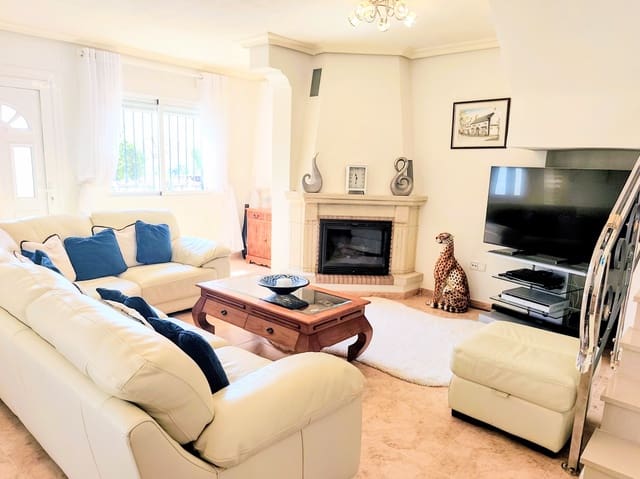 3 sypialnia Willa na sprzedaż w Pinar de Campoverde, Pilar de la Horadada z basenem - 295 000 € (Ref: 9877421)
