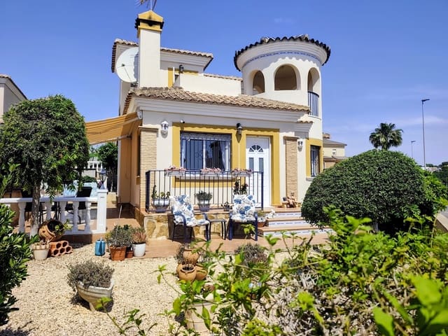 3 sypialnia Willa na sprzedaż w Pinar de Campoverde, Pilar de la Horadada z basenem - 295 000 € (Ref: 9877421)
